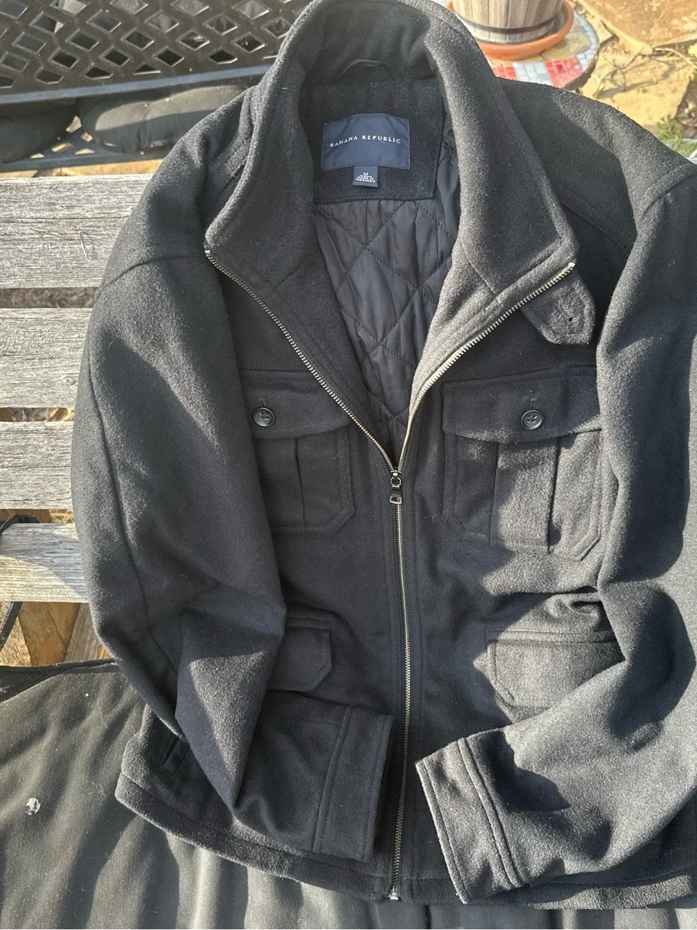 Banana Republic Black Quilted-Lined 80% Wool Pea Coat size Medium